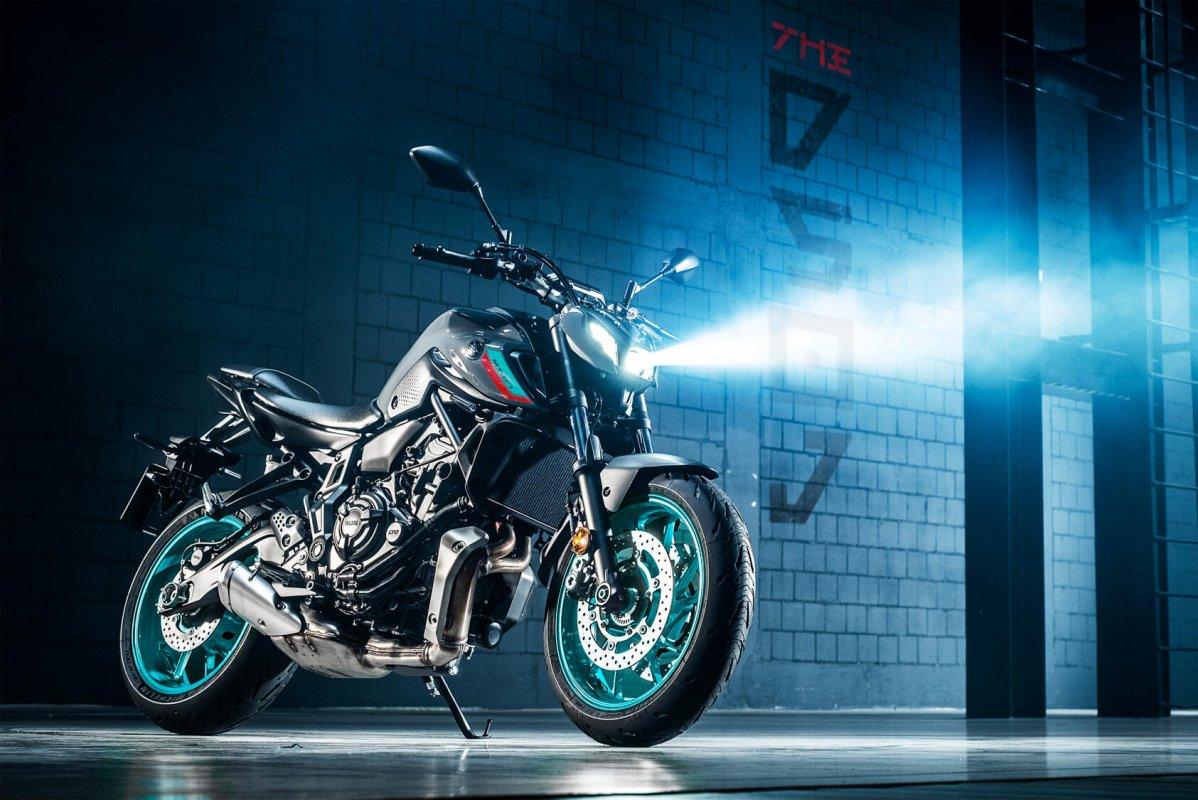 yamaha mt07 4