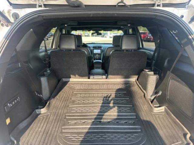 Ford Explorer foto 11