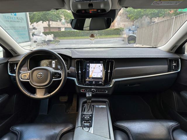 Volvo V90 cross country foto 2