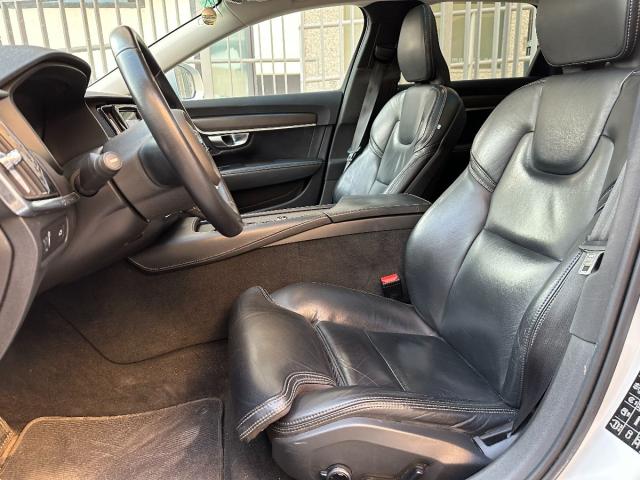 Volvo V90 cross country foto 8