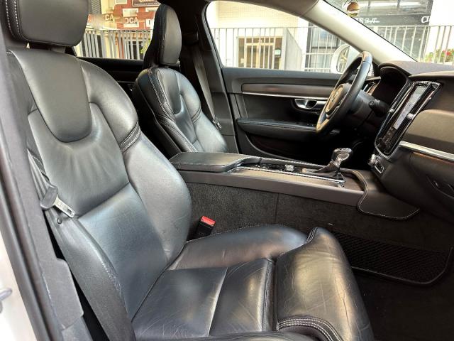 Volvo V90 cross country foto 10