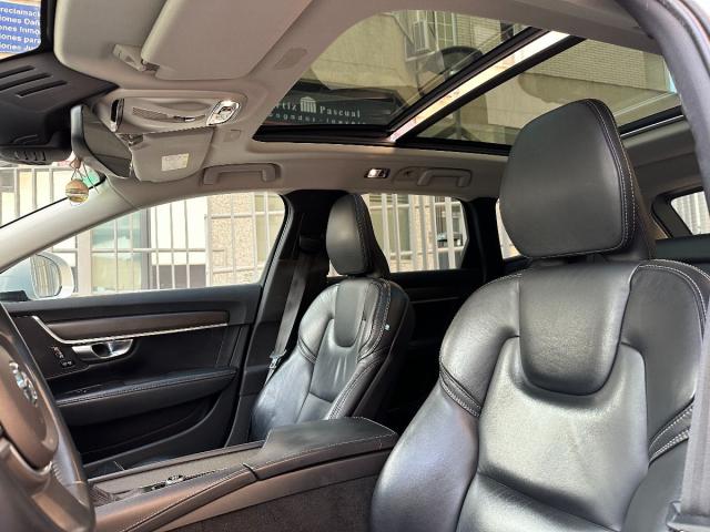 Volvo V90 cross country foto 12