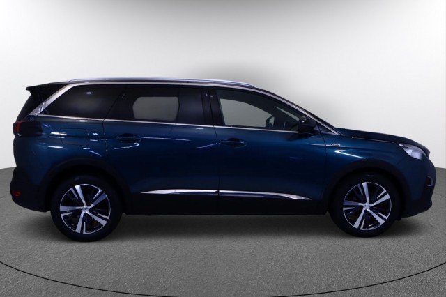 Peugeot 5008 foto 8