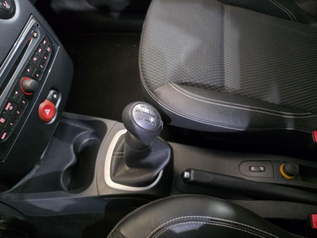 Renault Clio foto 8
