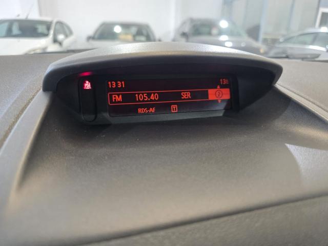 Renault Clio foto 10