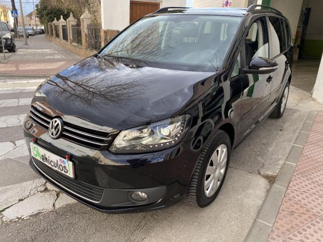 Volkswagen Touran foto 2