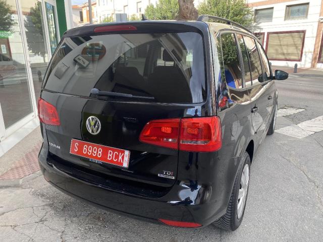 Volkswagen Touran foto 4