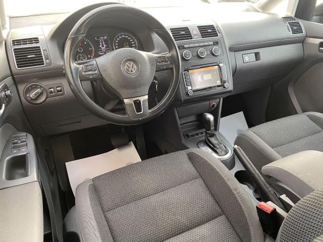 Volkswagen Touran foto 5