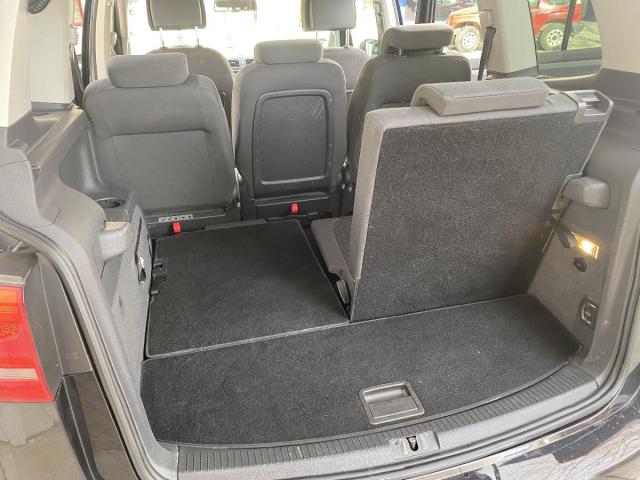 Volkswagen Touran foto 7
