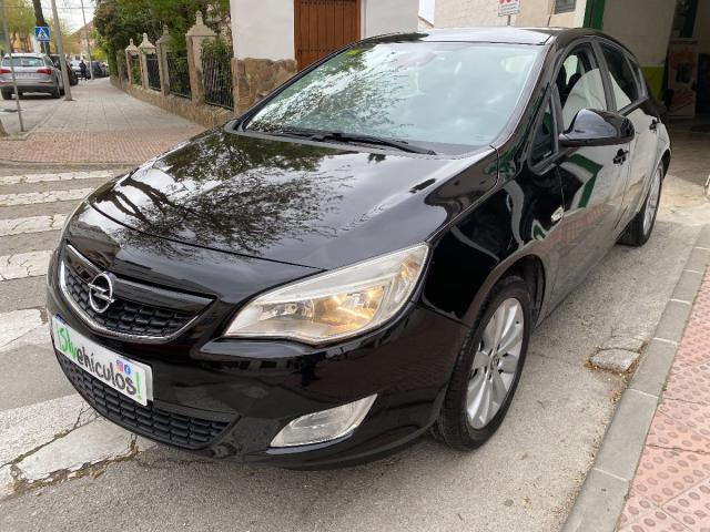 Opel Astra foto 2