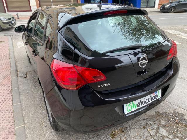 Opel Astra foto 3