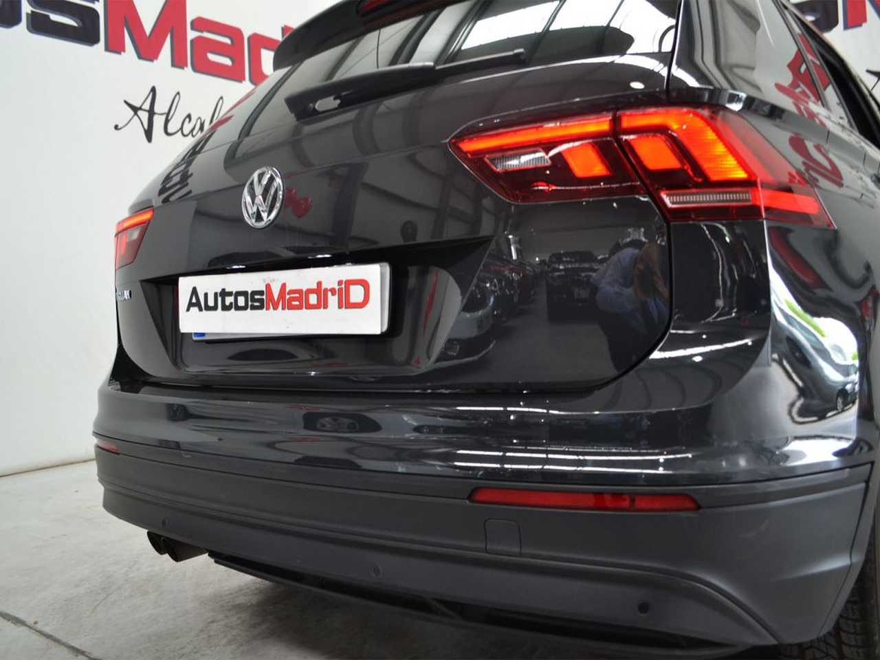 Volkswagen Tiguan foto 2