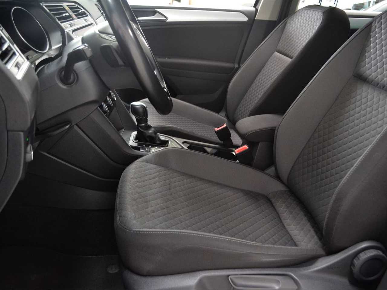 Volkswagen Tiguan foto 12