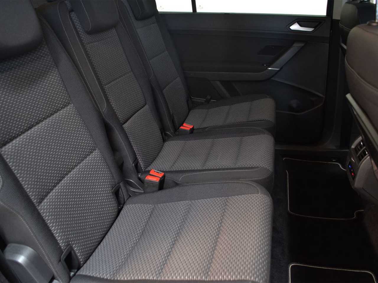 Volkswagen Touran foto 7