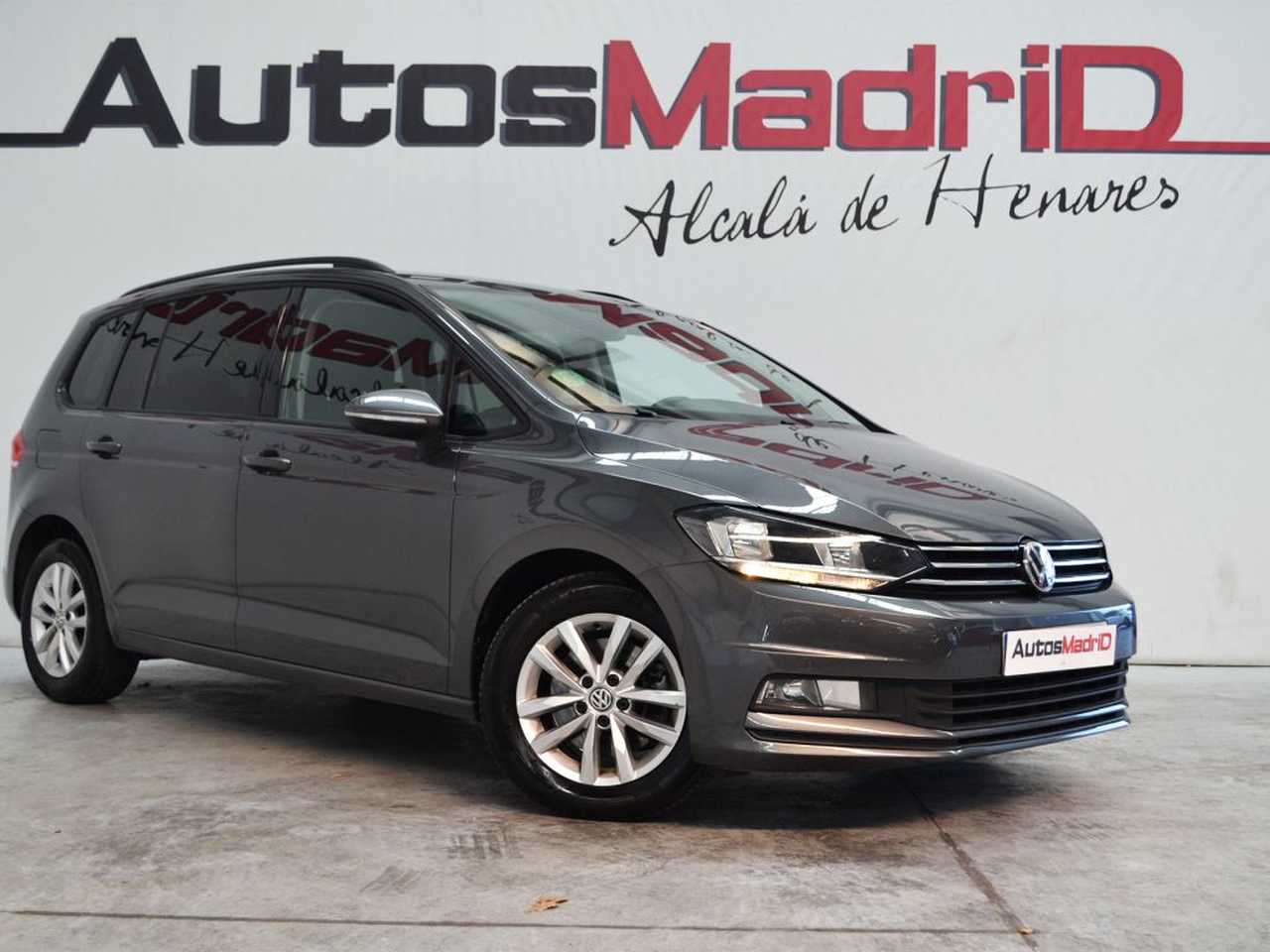 Volkswagen Touran foto 10