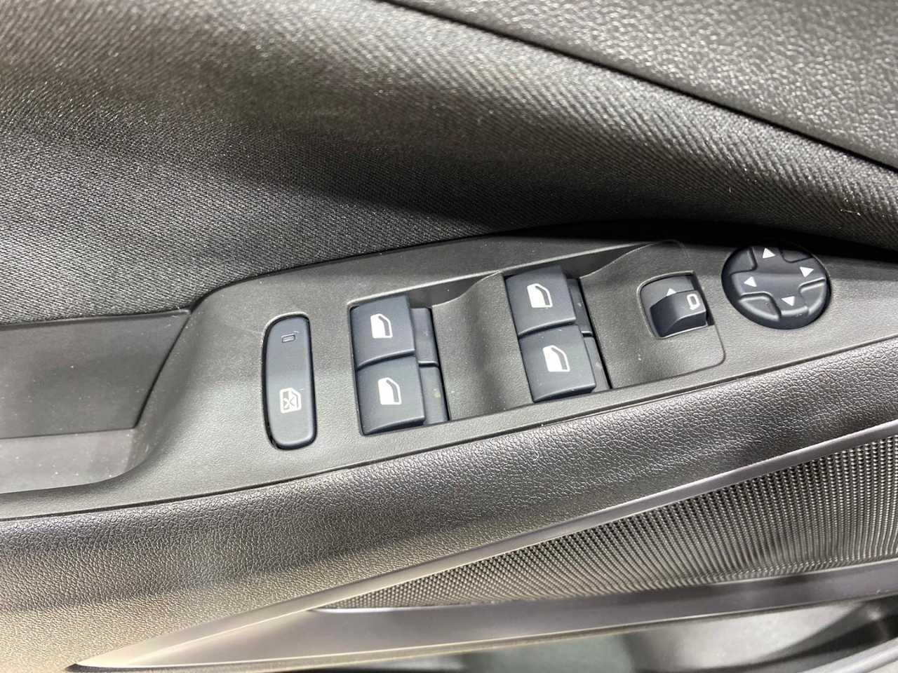 Opel Crossland x foto 6