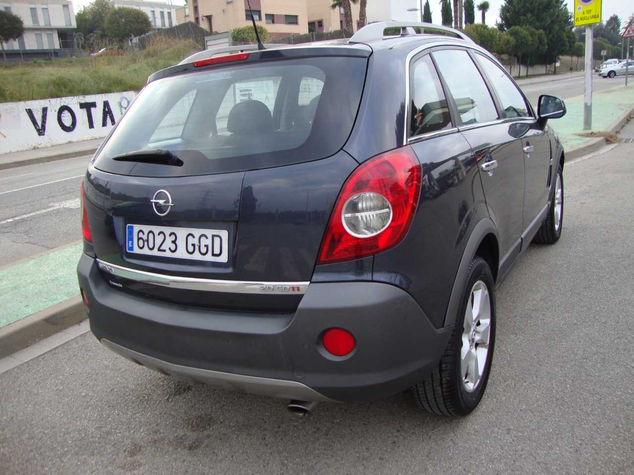 Opel Antara foto 3