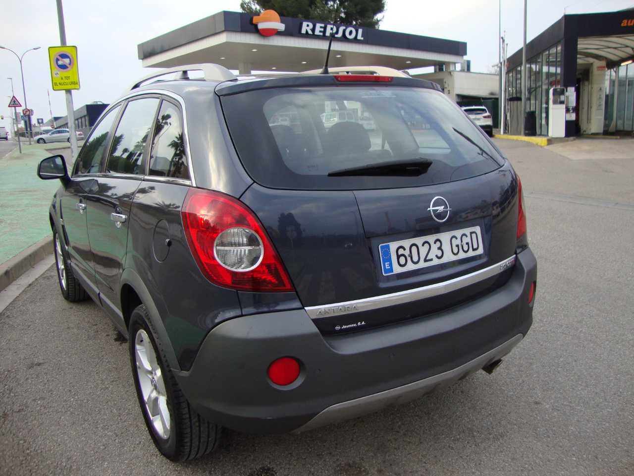 Opel Antara foto 4