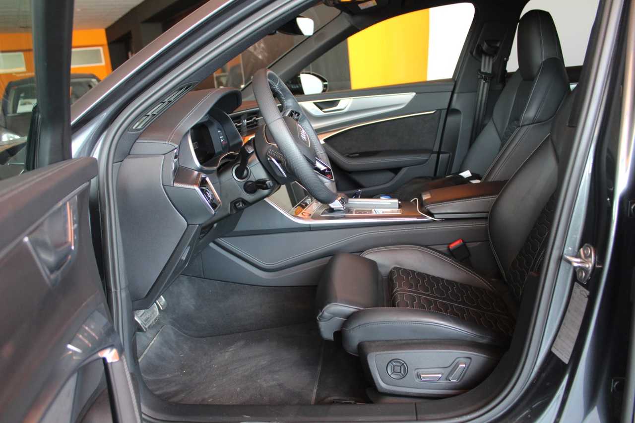 Audi Rs6 avant foto 9