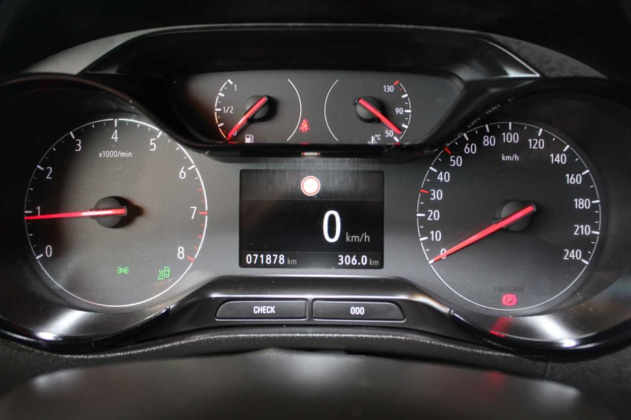 Opel Crossland x foto 10