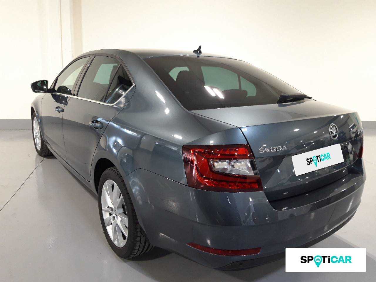 Skoda Octavia foto 5