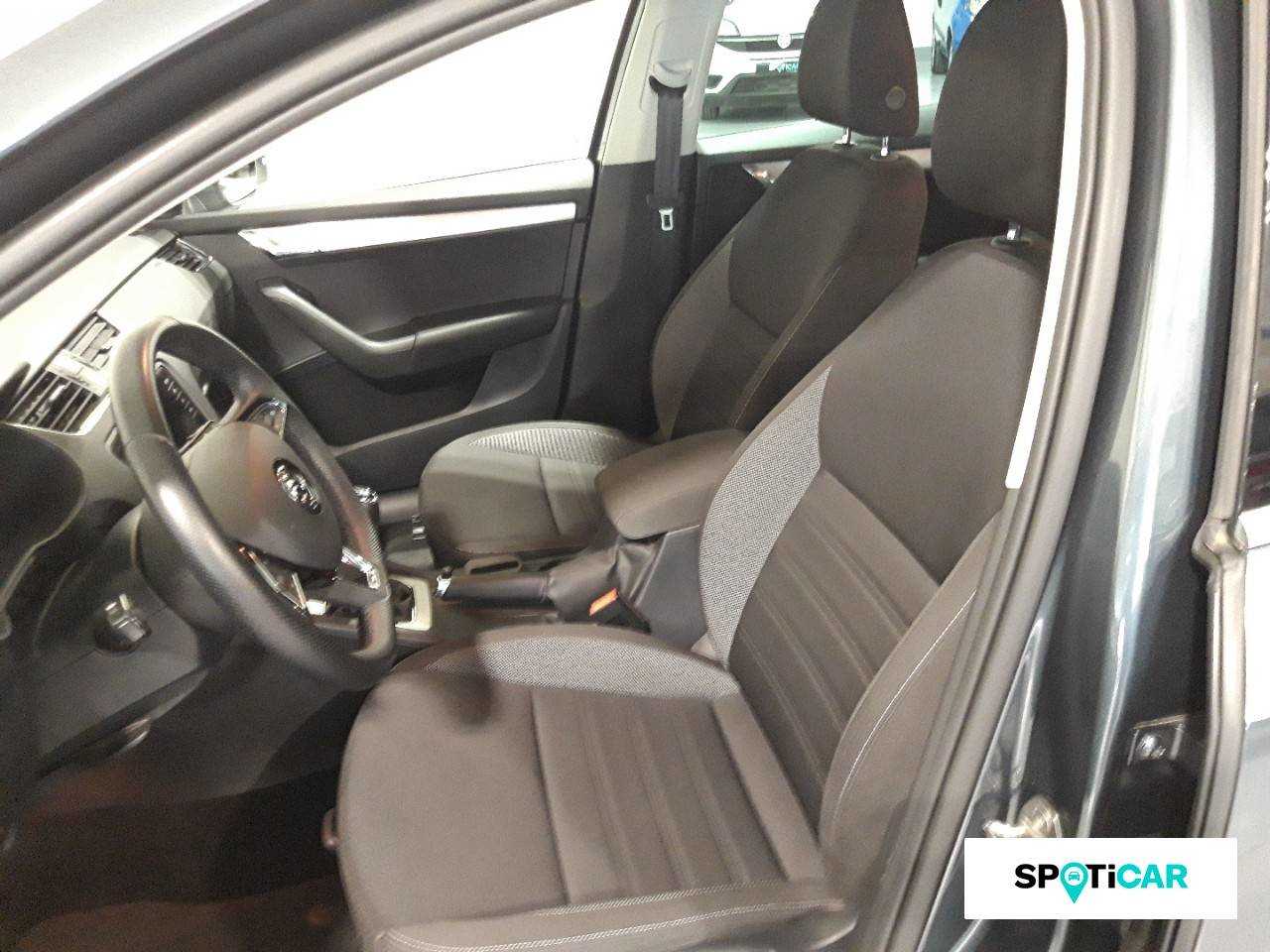 Skoda Octavia foto 6