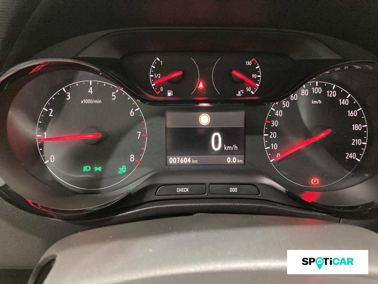 Opel Crossland x foto 11