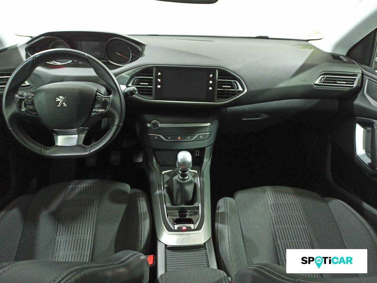 Peugeot 308 foto 8
