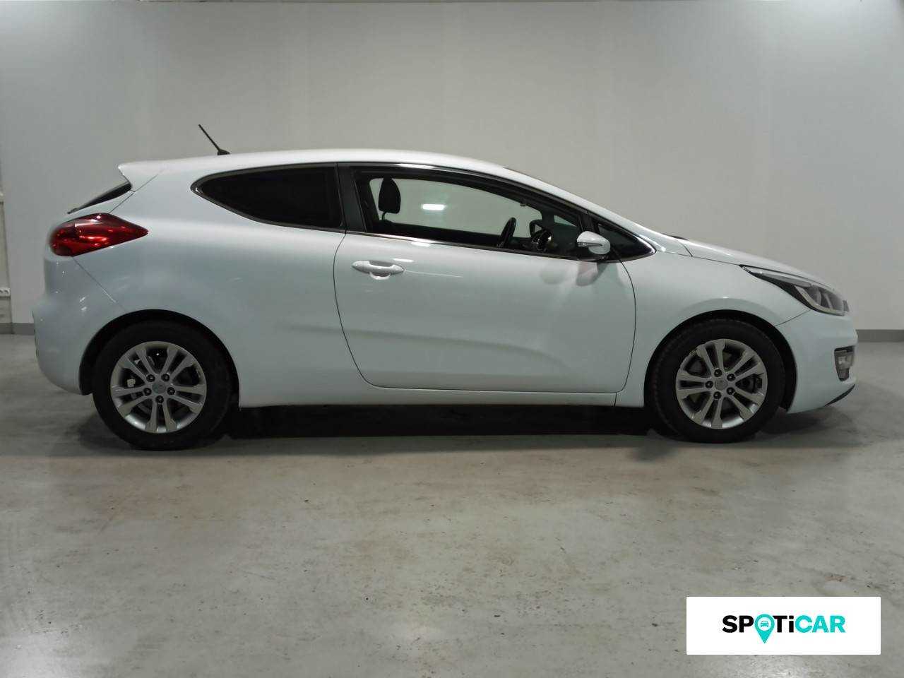 Kia Ceed foto 4