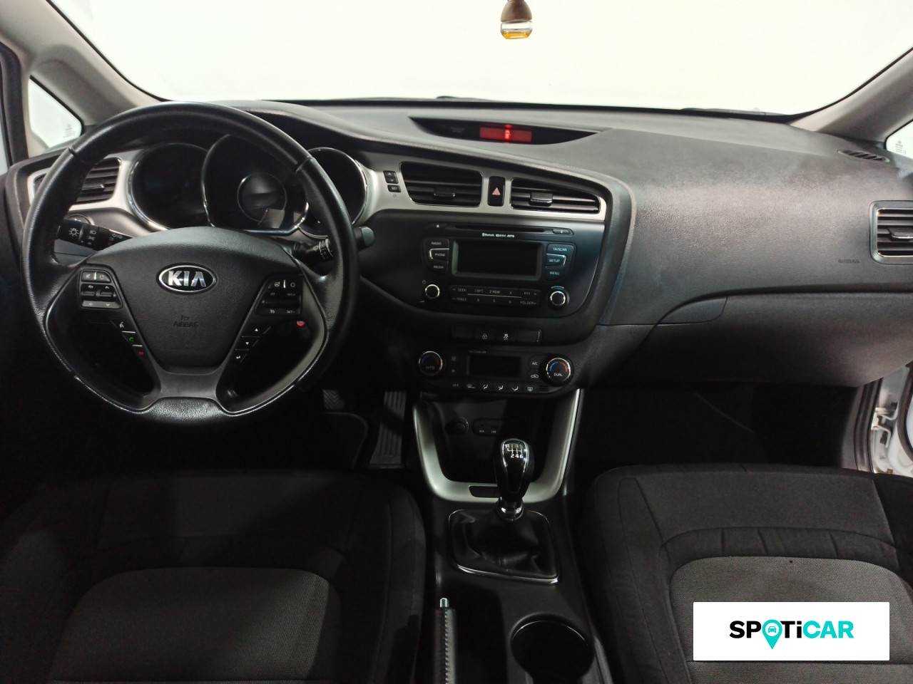 Kia Ceed foto 9