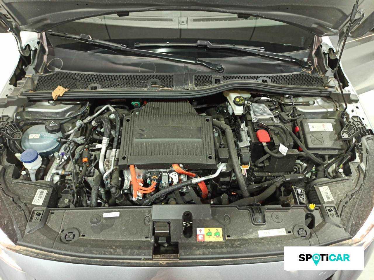 Peugeot 208 foto 12