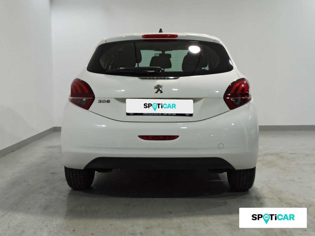 Peugeot 208 foto 8