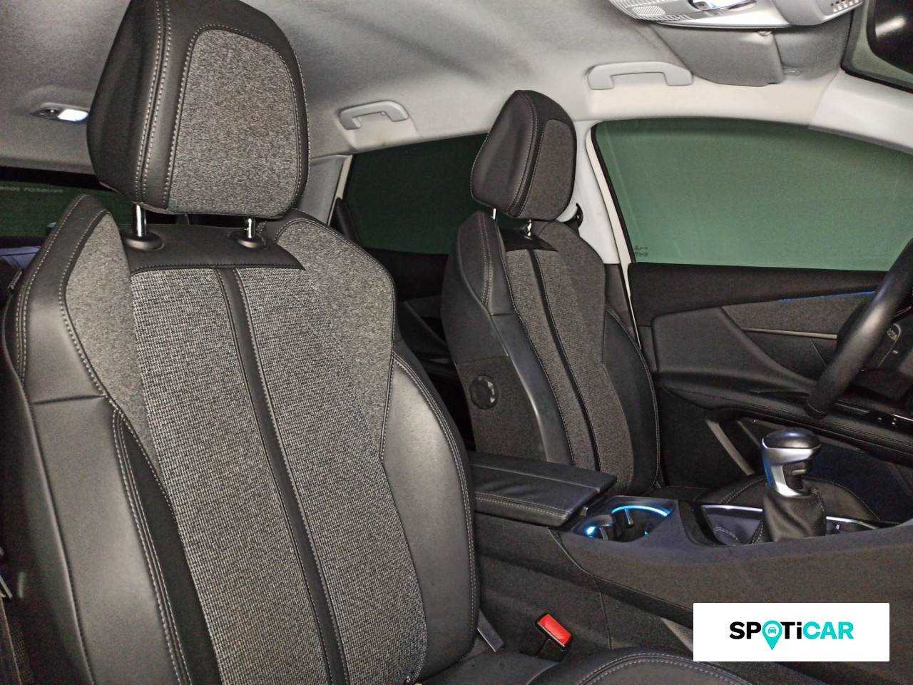 Peugeot 3008 foto 8