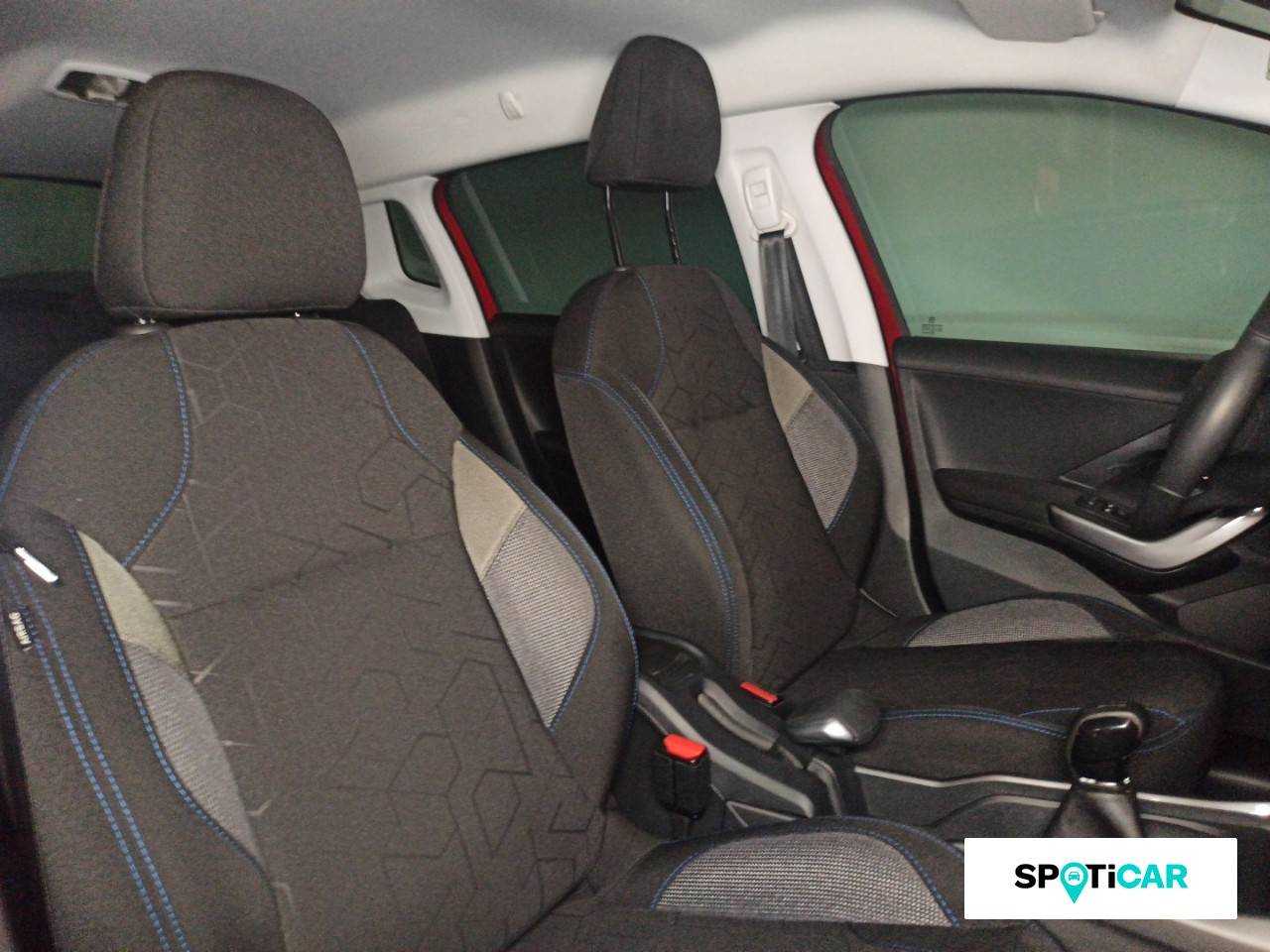 Peugeot 2008 foto 9