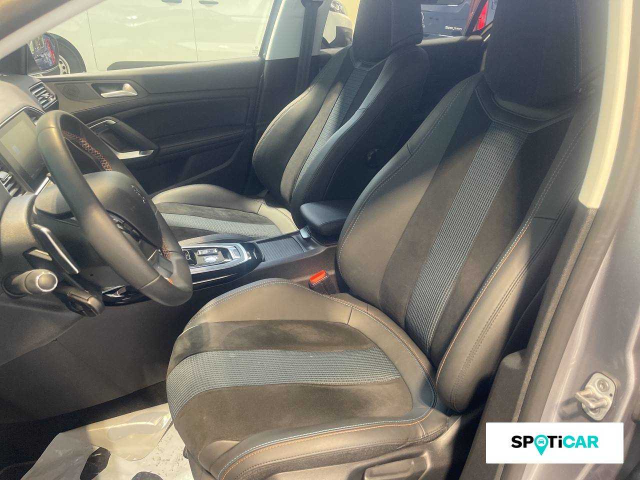 Peugeot 308 foto 8