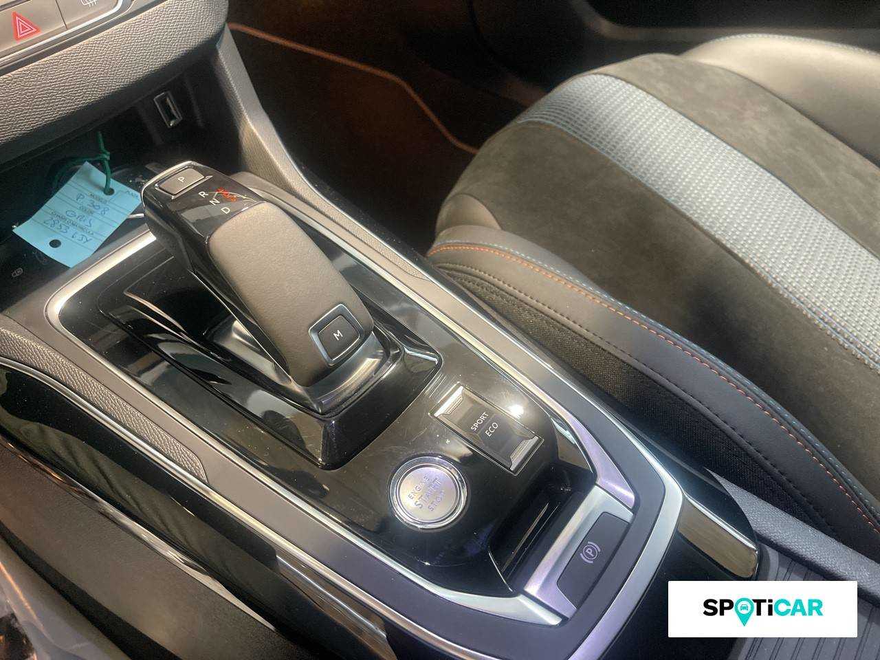 Peugeot 308 foto 12