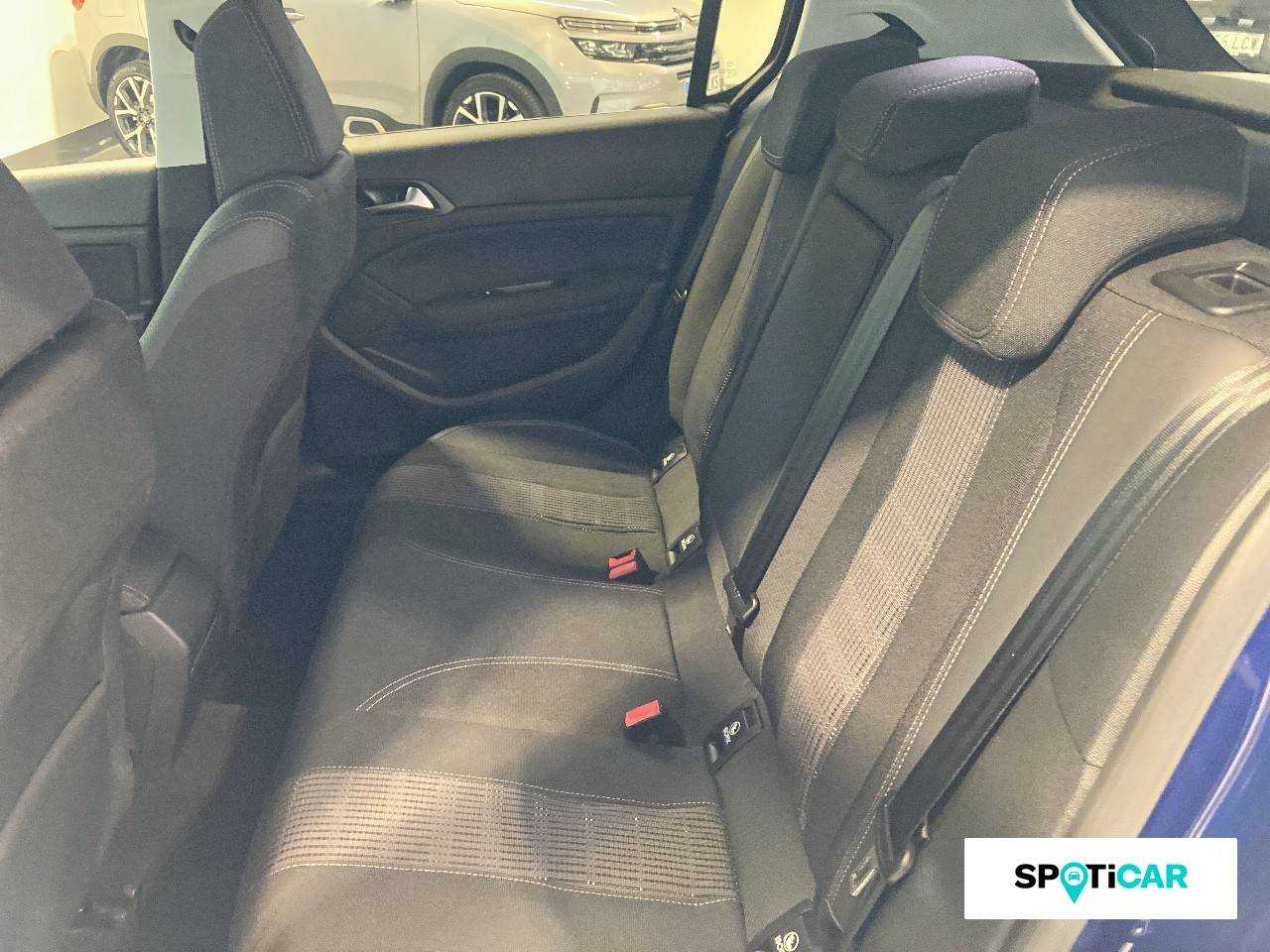 Peugeot 308 foto 8
