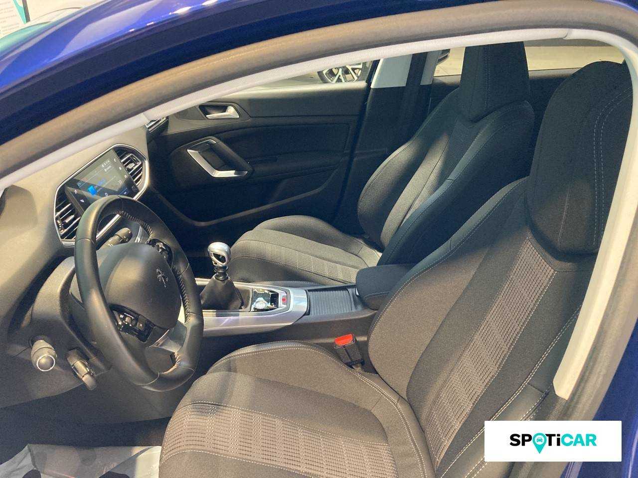 Peugeot 308 foto 9