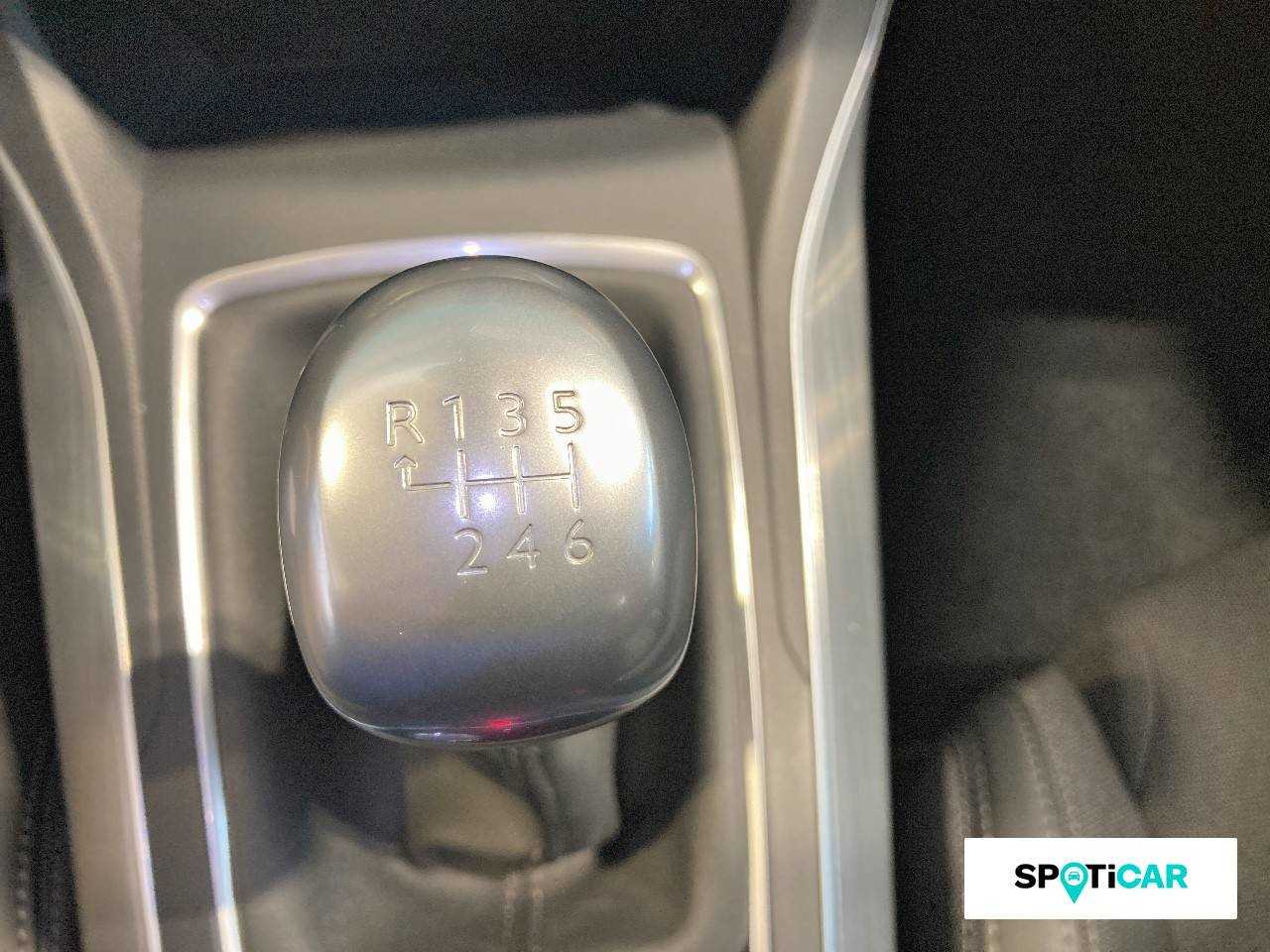 Peugeot 308 foto 11
