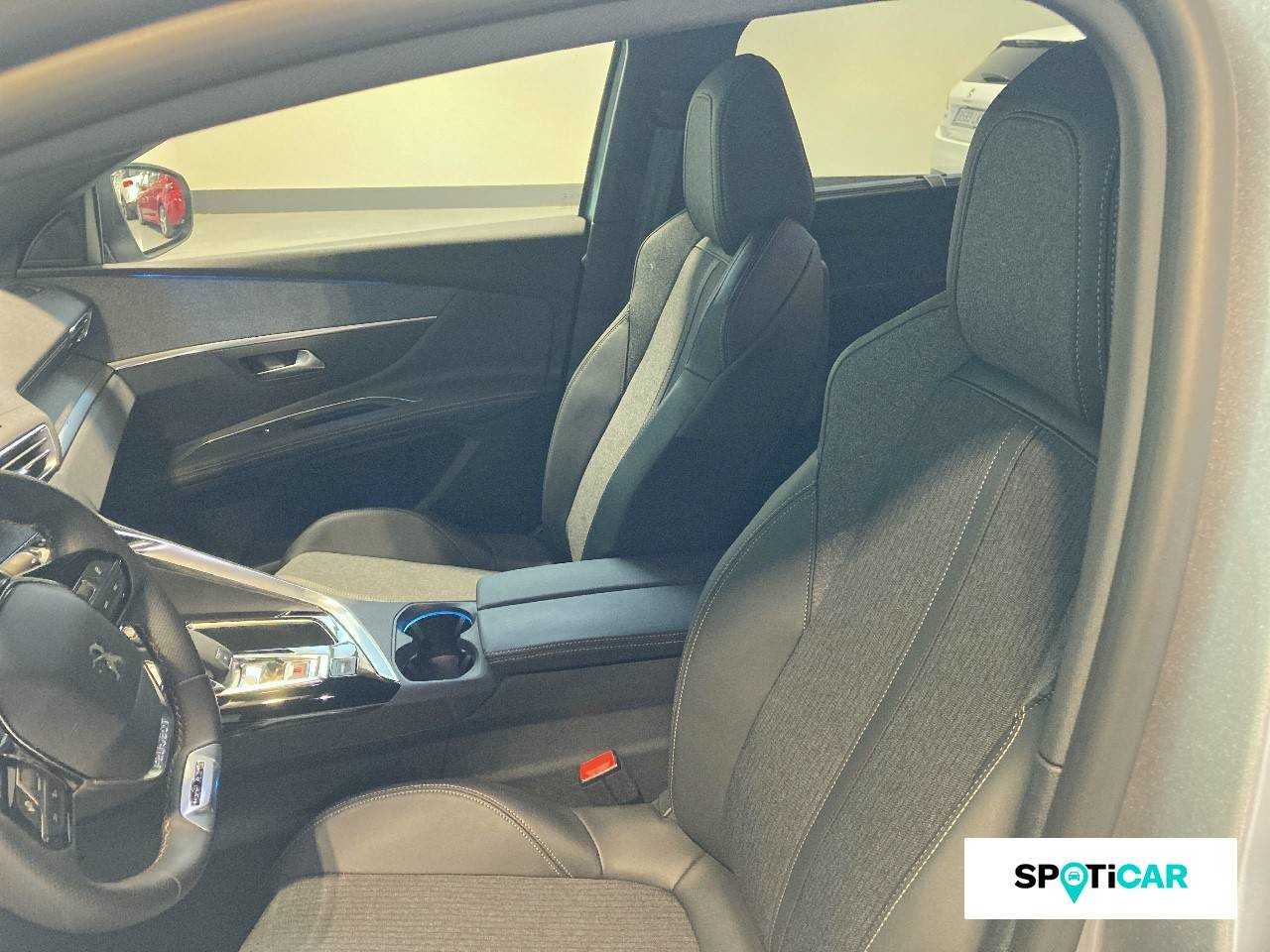 Peugeot 5008 foto 9