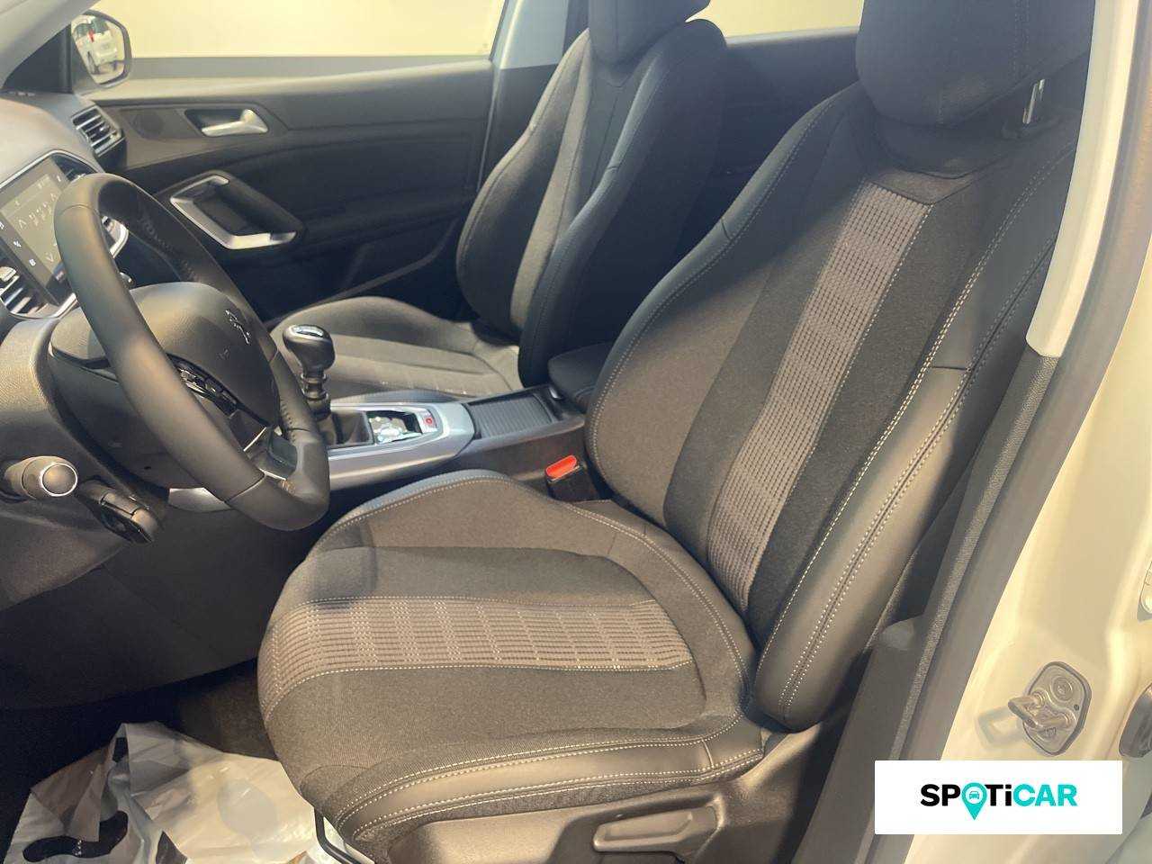 Peugeot 308 foto 10