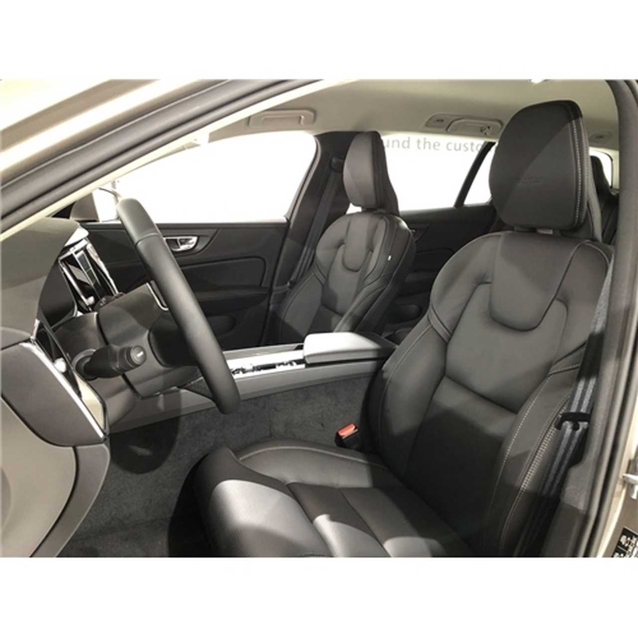 Volvo V60 foto 9