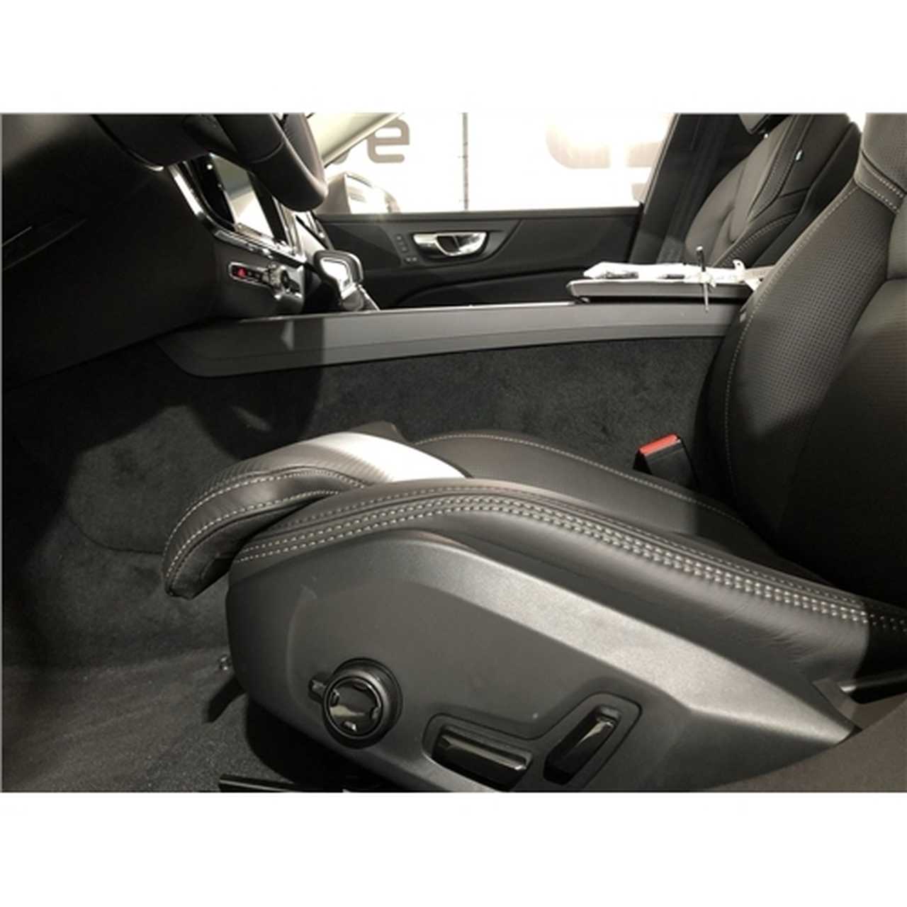 Volvo V60 foto 10