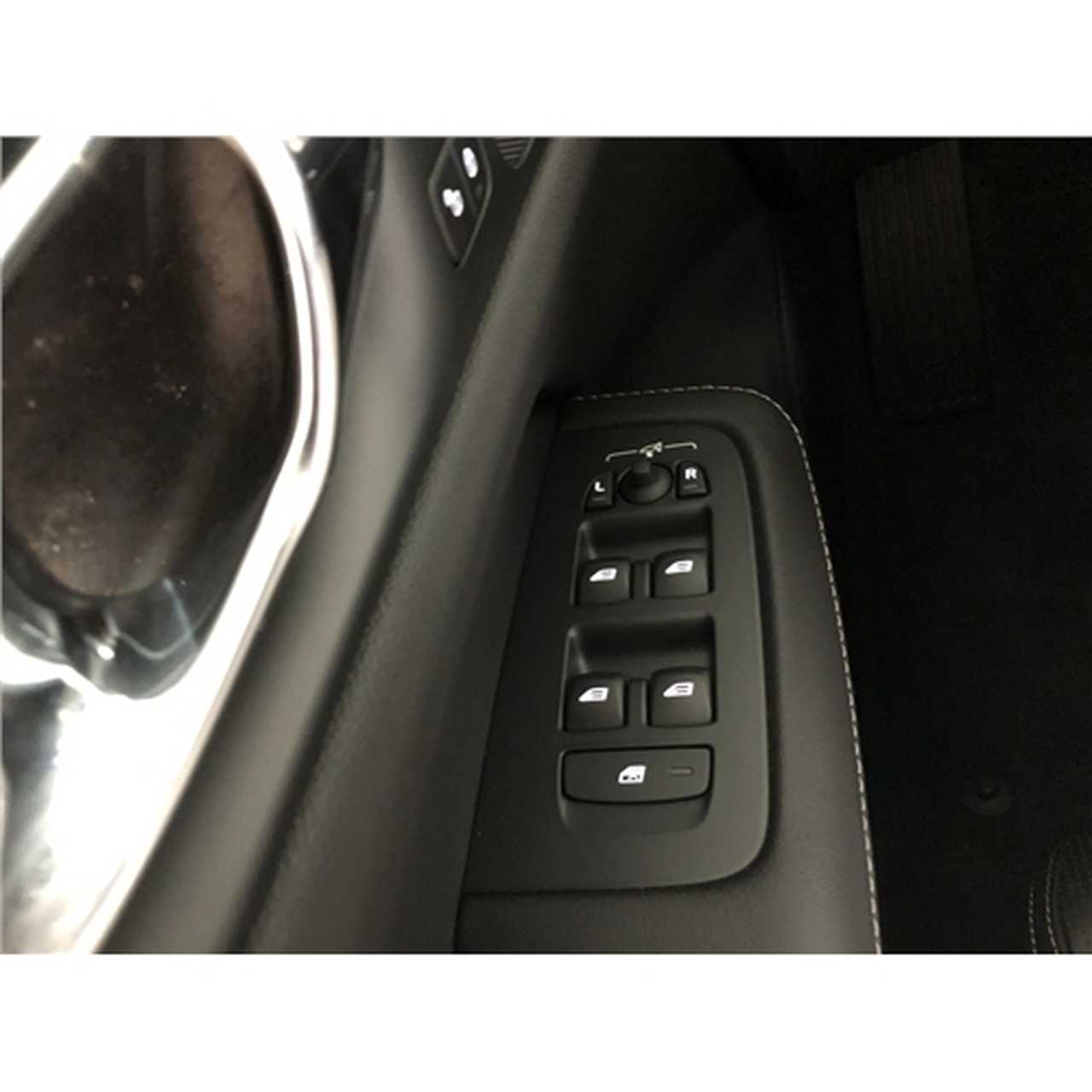 Volvo V60 foto 12