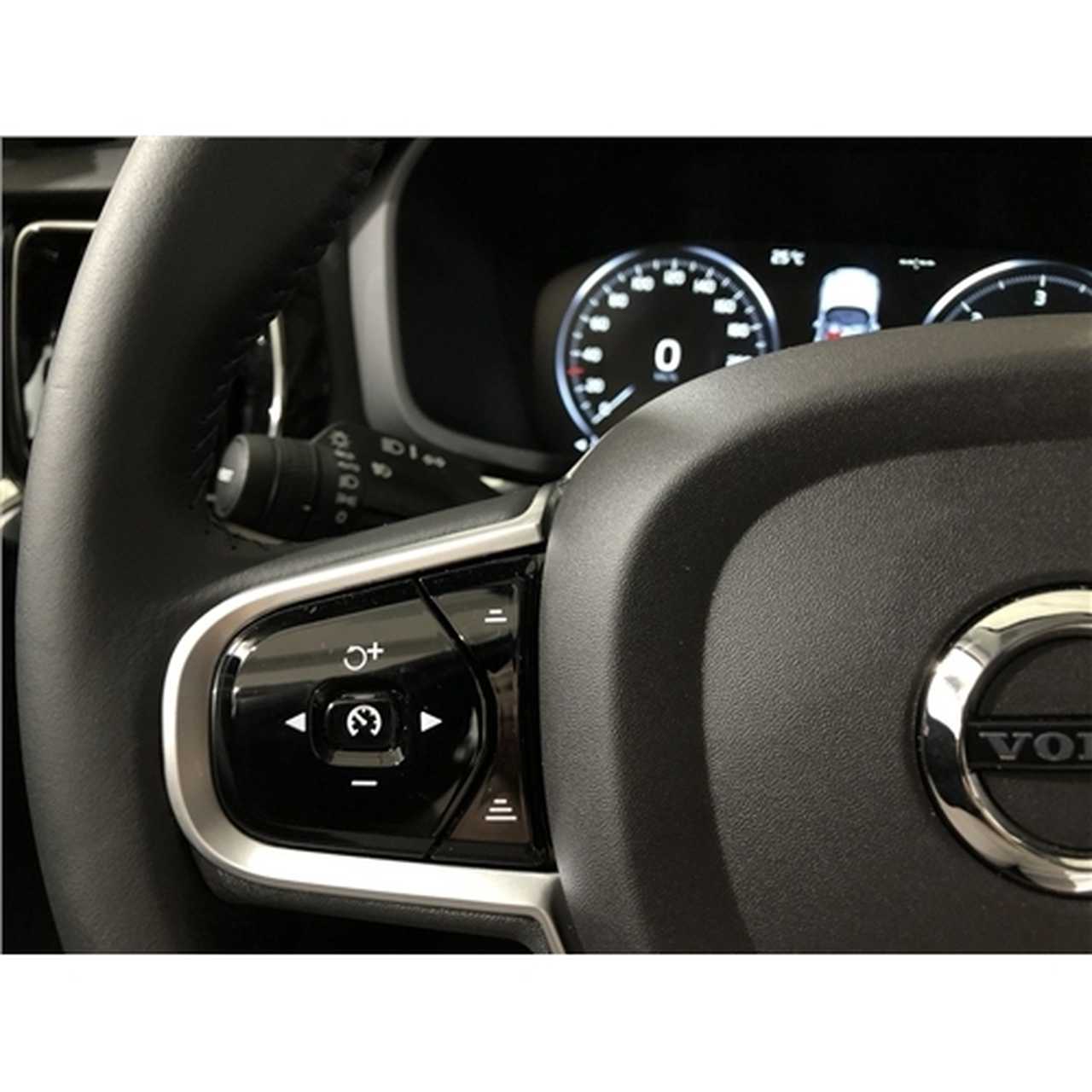 Volvo V60 foto 13