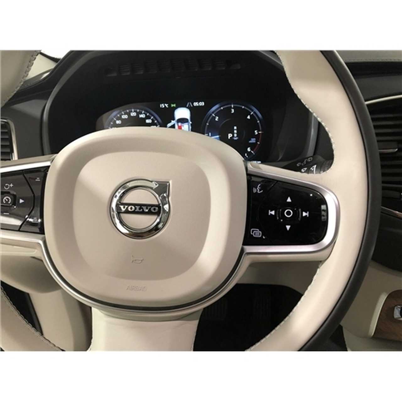 Volvo Xc-90 foto 13