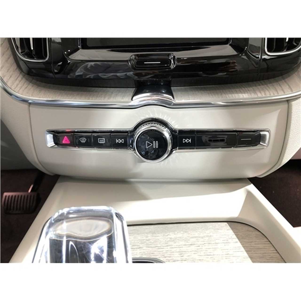 Volvo Xc-60 foto 11