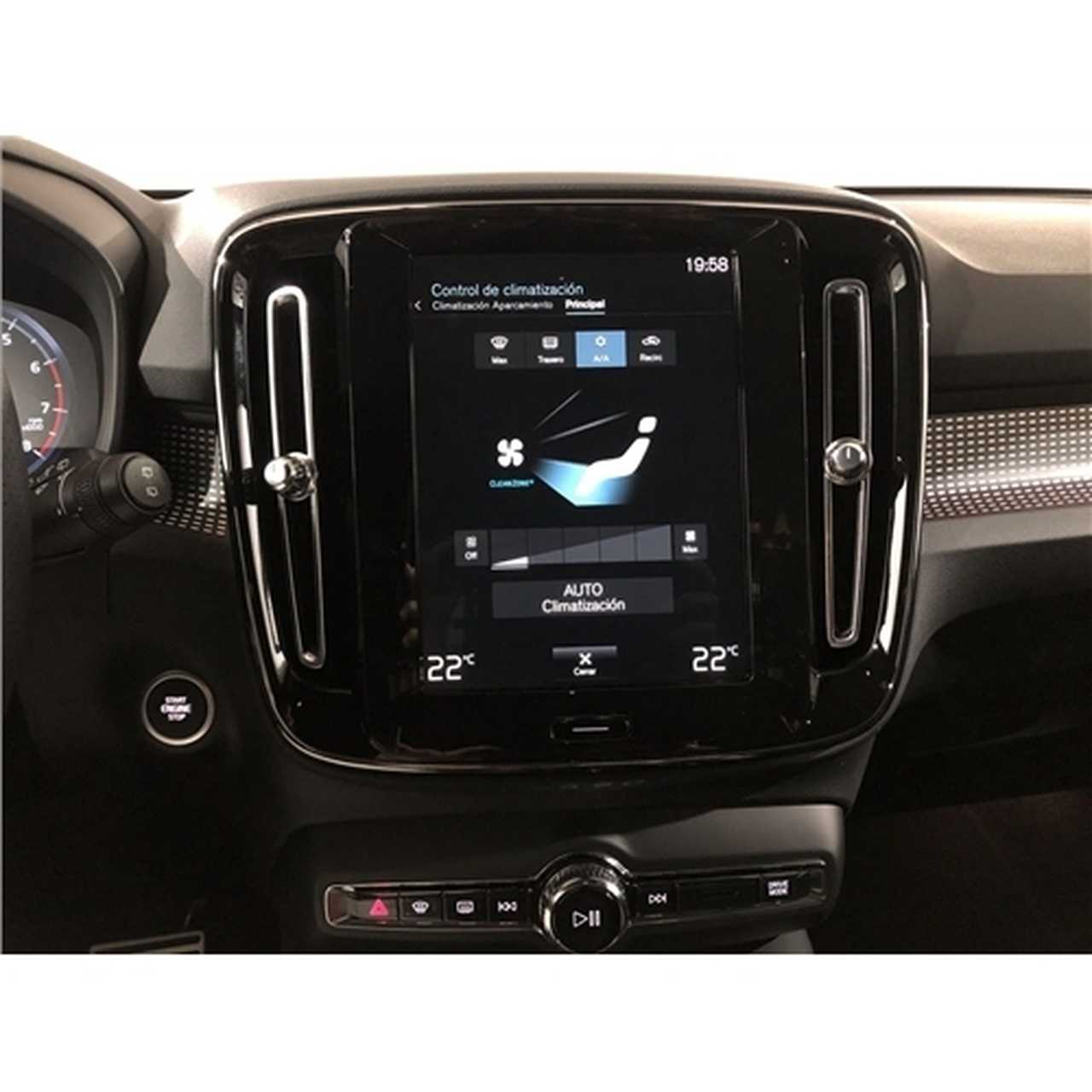 Volvo Xc40 foto 11