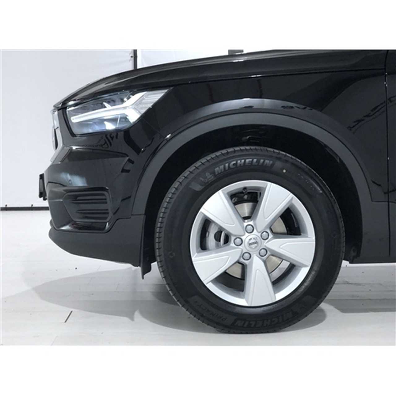 Volvo Xc40 foto 3