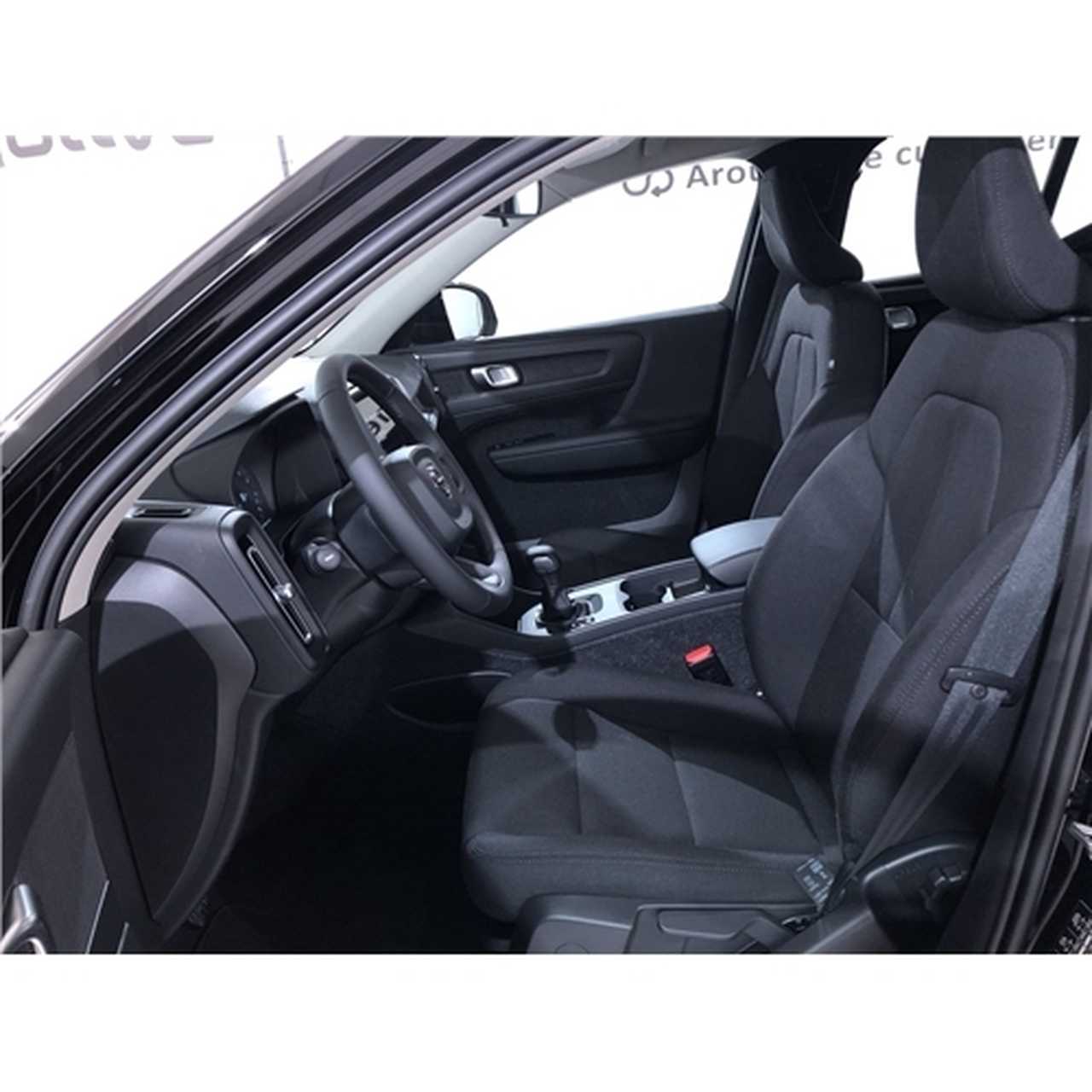 Volvo Xc40 foto 4